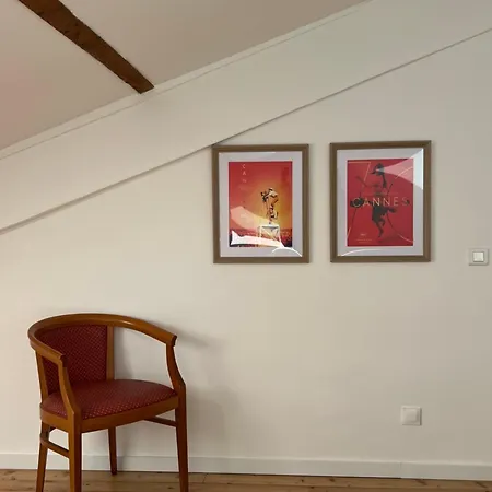 3 Pieces A 400m Palais Et Croisette *